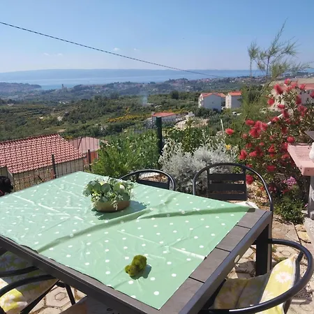 Apartamento Split - U Oazi Prirode Solin