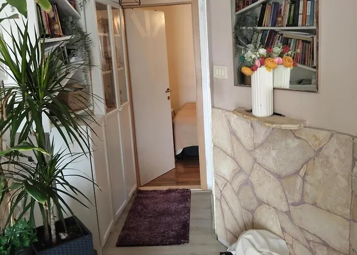 Cosy Split - In Area Lägenhet Solin